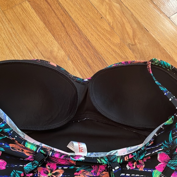 Attarco 1pc Swimsuit. NWOT Black Floral **Size XL - Picture 5 of 14
